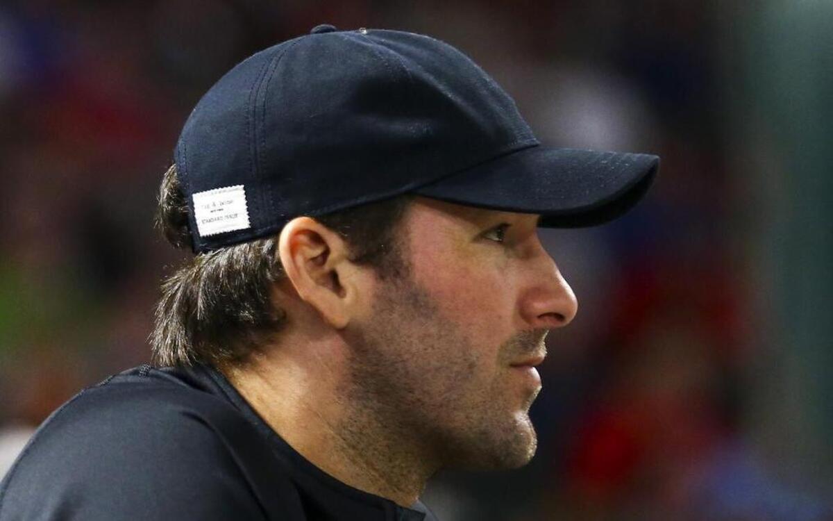 The Dallas Cowboys are trying to find an appropriate return date for injured quarterback Tony Romo.
