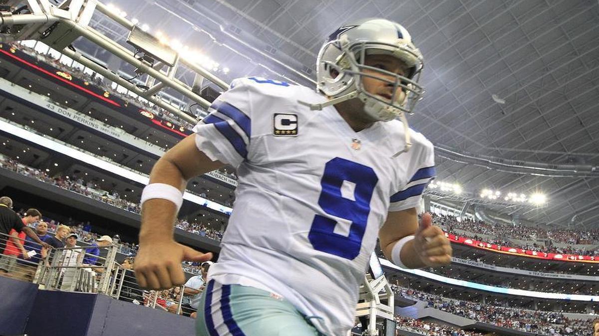 Cowboys quarterback Tony Romo is expected to start this week for the first time since breaking his collarbone Week 2 at Philadelphia.