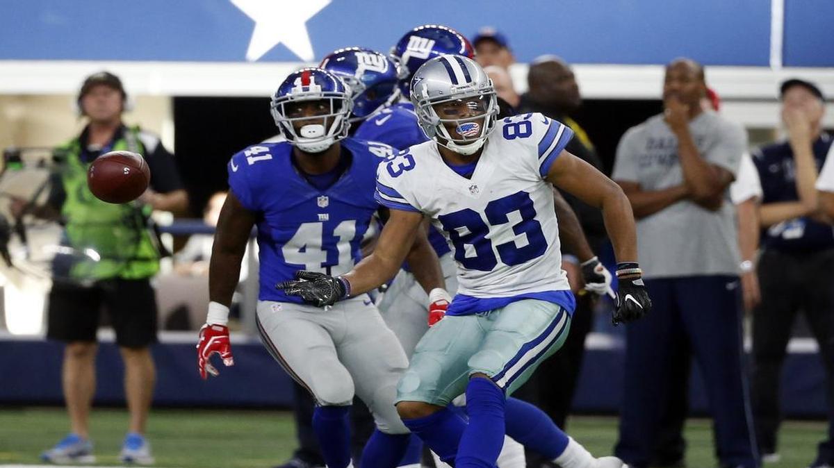 Cowboys receiver Terrance Williams caught three passes for 34 yards, but failed to get out of bounds as the final seconds ticked away in the loss to the Giants.