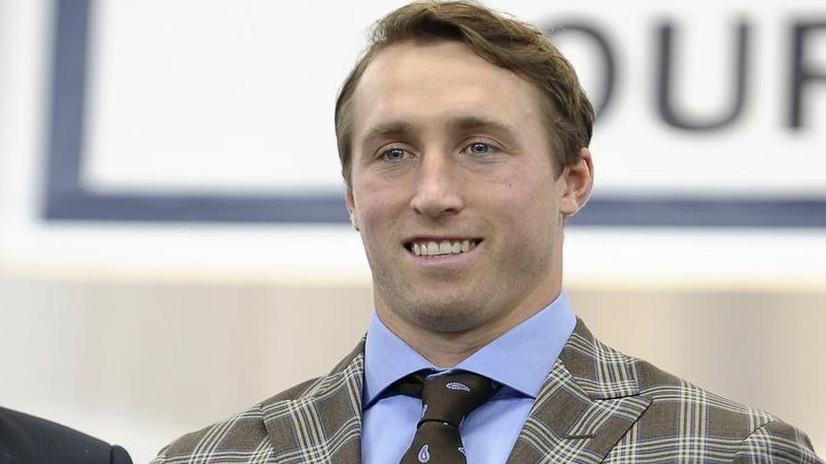 Dallas Cowboys outside linebacker Sean Lee is the key to whatever the team does on defense.