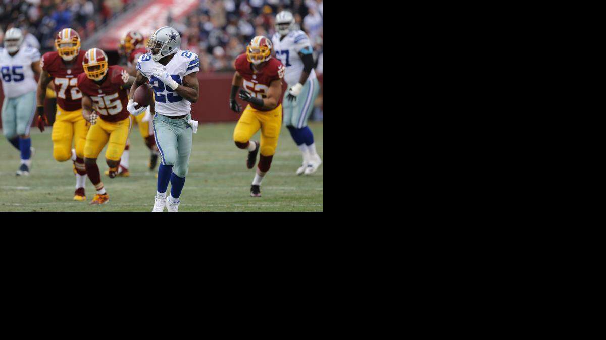 
DeMarco Murray, shown against the Redskins in a December game, had 449 touches last season, including 392 carries.
