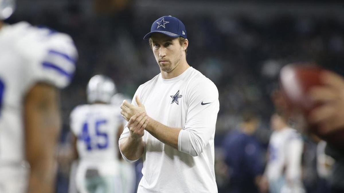 Sean Lee has been sidelined the past three games with a hamstring injury.