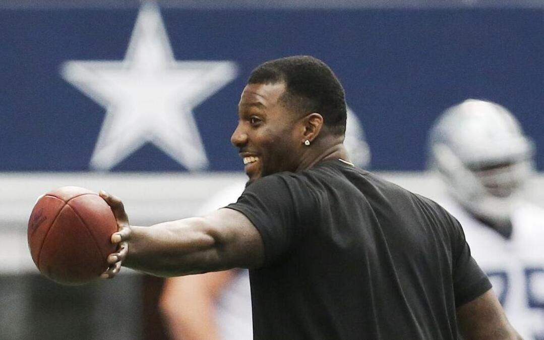 
Wide receiver Dez Bryant is back in the fold with the Dallas Cowboys.
