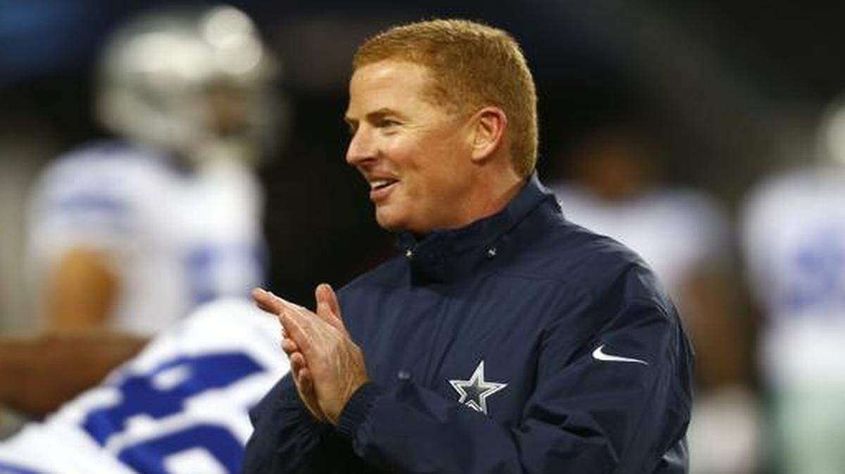 
Dallas Cowboys  coach Jason Garrett received a strong endorsement for executive vice president Stephen Jones. 
