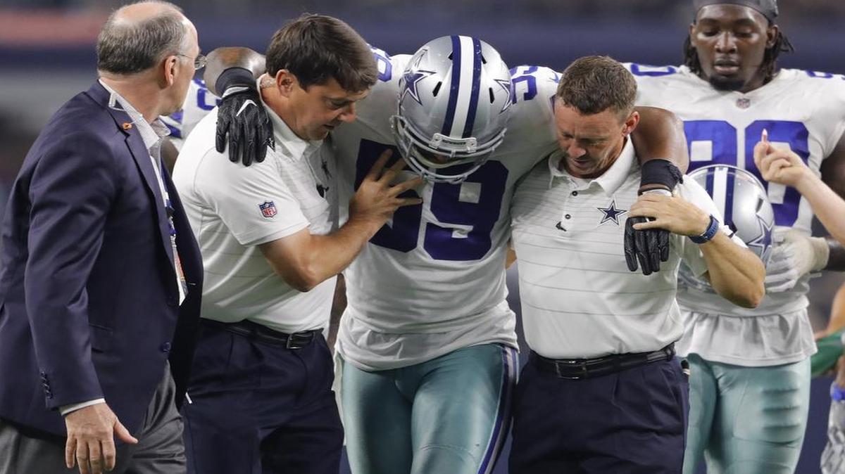 Dallas Cowboys middle linebacker Anthony Hitchens in his right knee in a preseason game against the Oakland Raiders.