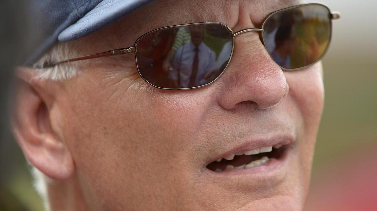 Cowboys defensive coordinator Rod Marinelli will coach against his son-in-law, Redskins defensive coordinator Joe Barry, tonight.
