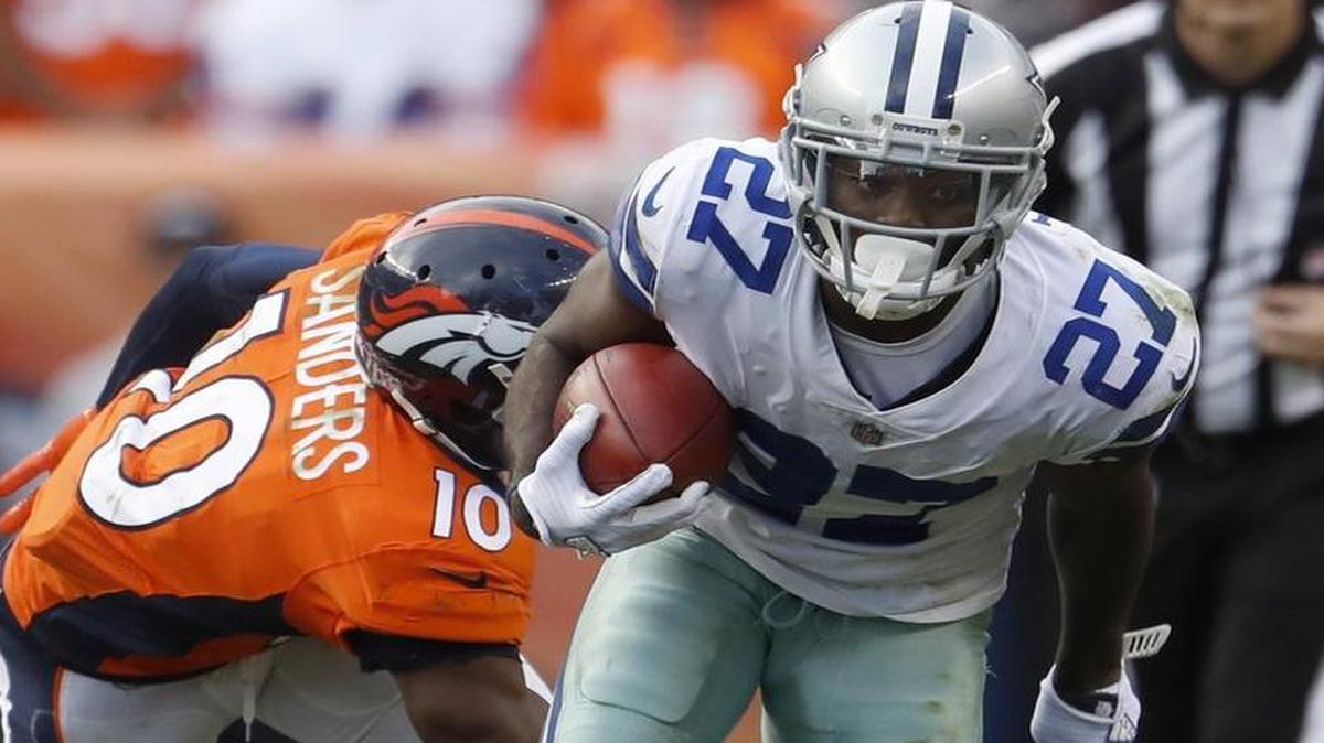 Jourdan Lewis had an interception Sunday, but highlights were few and far between for Cowboys’ defense.