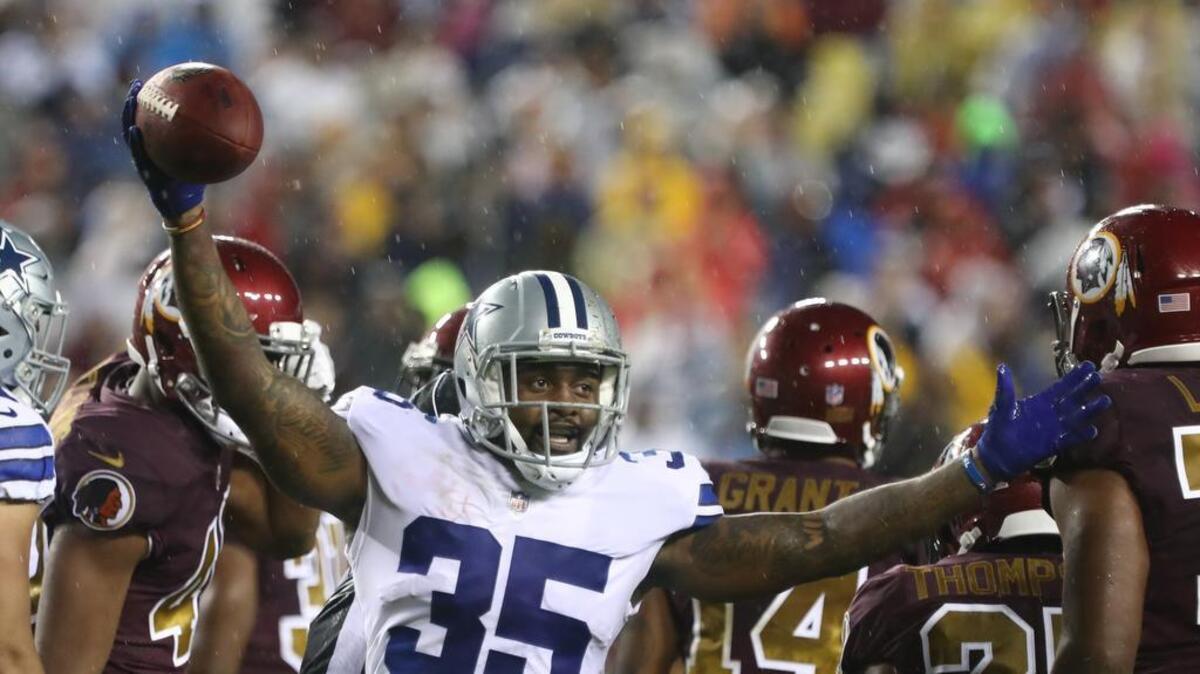 Dallas Cowboys strong safety Kavon Frazier celebrates a play on special teams against the Washington Redskins.