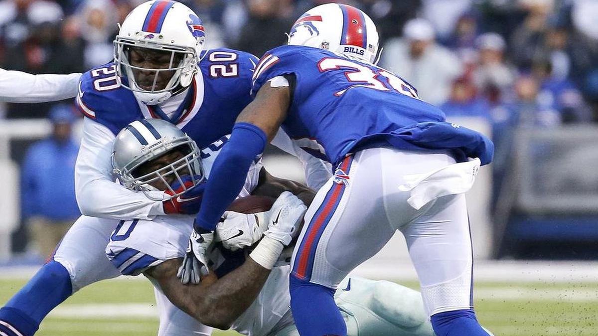 The Cowboys’ rough day, which began with a beating on the ground in Buffalo, continued with bad weather at home, forcing the team to redirect to Houston and arrive home four hours later than scheduled.