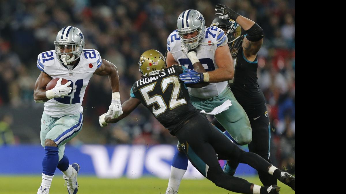 
Dallas Cowboys running back Joseph Randle won’t be facing felony charges for domestic violence in Wichita, Kan. He will be competing for playing time next season.
