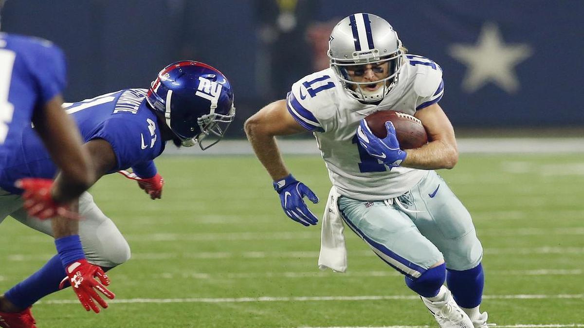 Cowboys wide receiver Cole Beasley looks for room against New York Giants cornerback Dominique Rodgers-Cromartie during Sunday night’s game at AT&T Stadium.