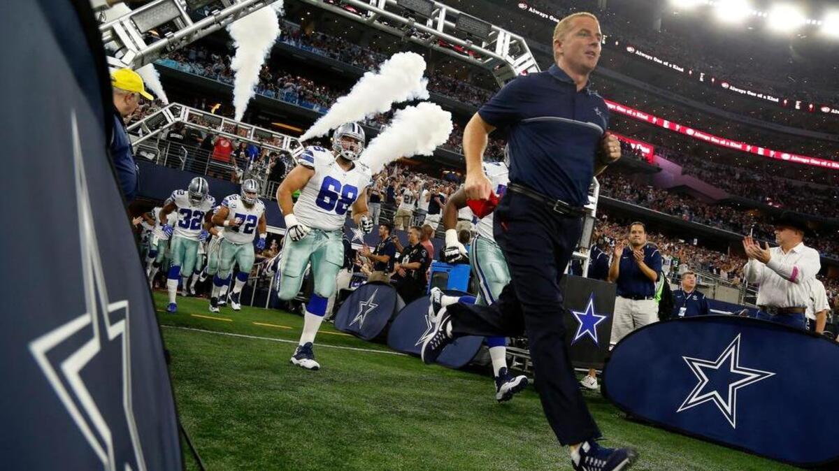 These days he’s the leader of the Dallas Cowboys, but coach Jason Garrett spent several formative years in Cleveland, growing up a fan of quarterback Brian Sipe and the Browns.