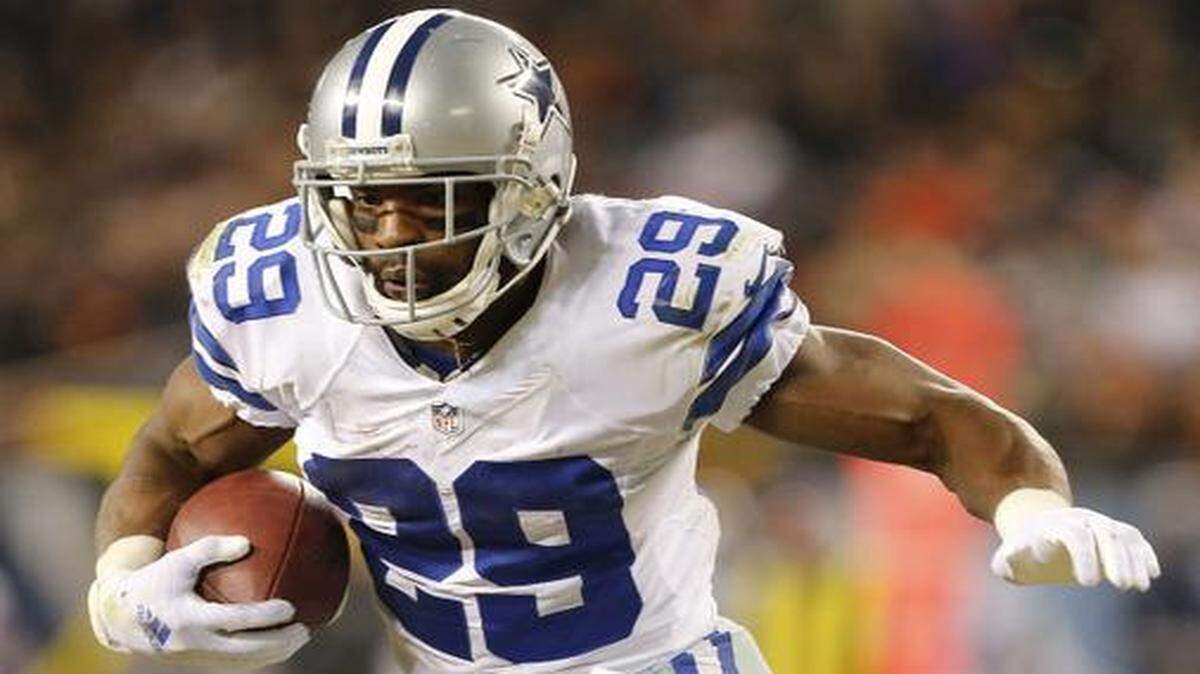 
DeMarco Murray has rushed for more than 100 yards in 11 of 13 games this season.
