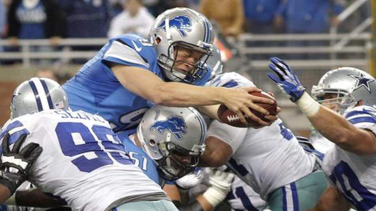 
Lions quarterback Matthew Stafford dives for the tying touchdown in last season’s victory over the Cowboys. The Lions trailed 27-17 with less than 7 minutes left. 


