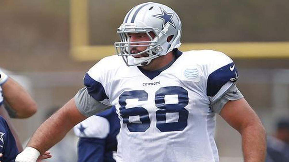 
Cowboys right tackle Doug Free, shown during training camp last year, will return after agreeing to a three-year deal.
