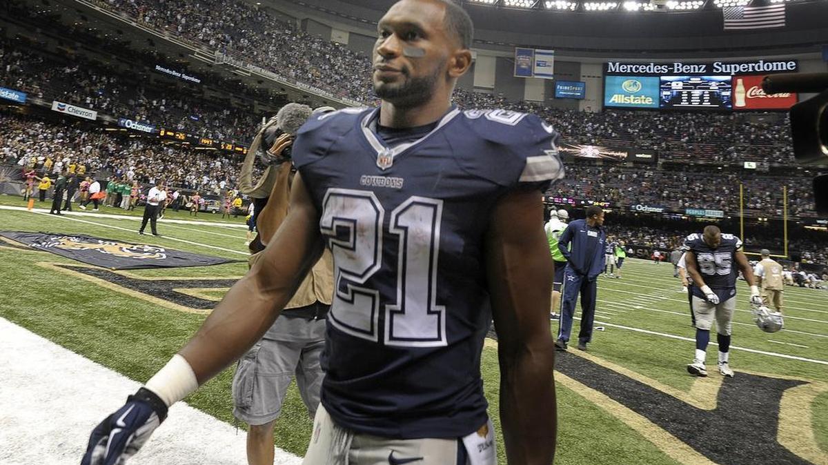 Former Dallas Cowboys running back Joseph Randle (21) has been suspended four games by the NFL for violating the personal conduct policy. The discpline came one week after he was released by the Cowboys.