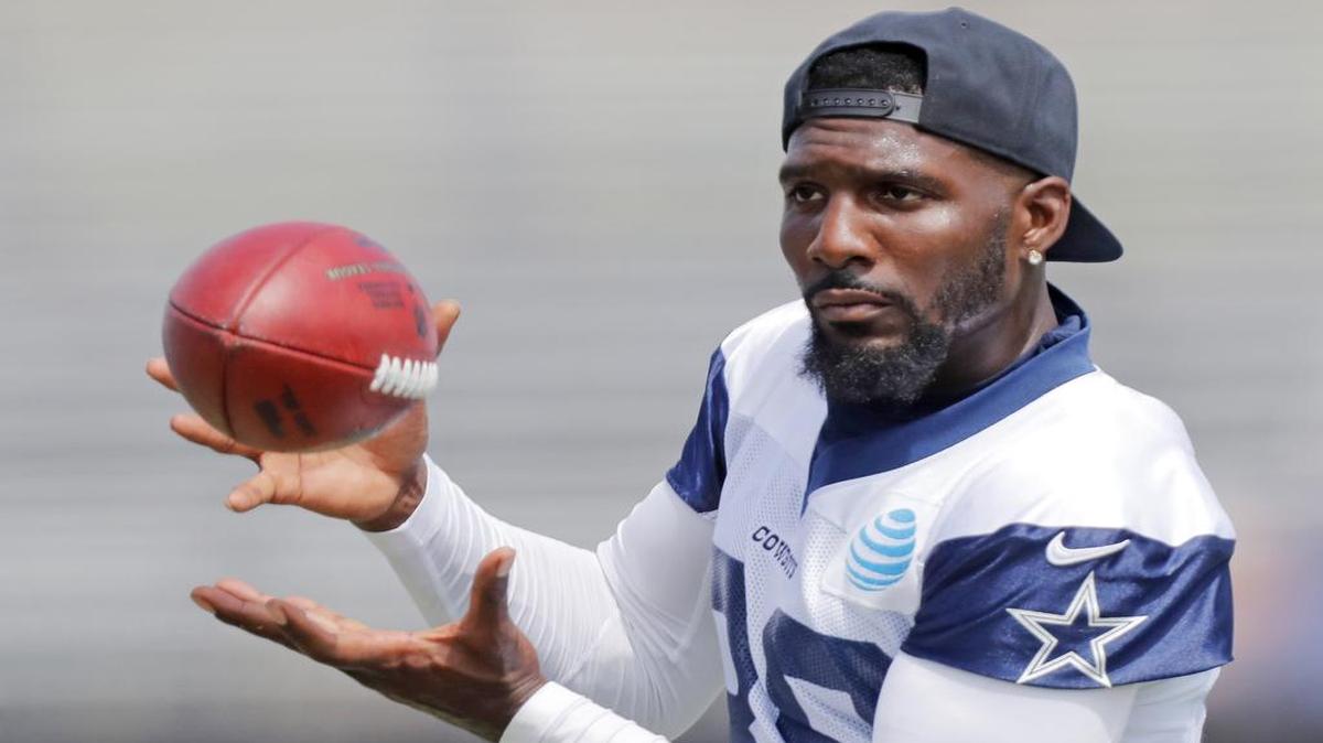 “Zeke knows we have his back and that’s the only thing that matters right now,” Cowboys receiver Dez Bryant said about the team’s support for running back Ezekiel Elliott.