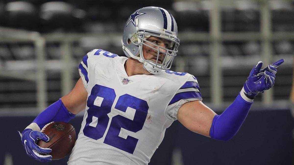 Jason Witten was honored at halftime vs. the Seattle Seahawks on Sunday.