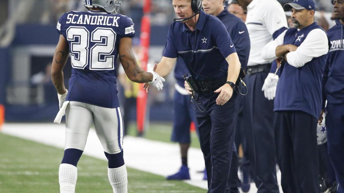 Cowboys coach Jason Garrett convinced his team that Sunday was Wednesday with a padded practice outside.