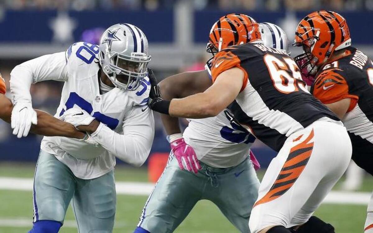 DeMarcus Lawrence drew some double teams in creating some openings for Cowboys teammates Sunday.