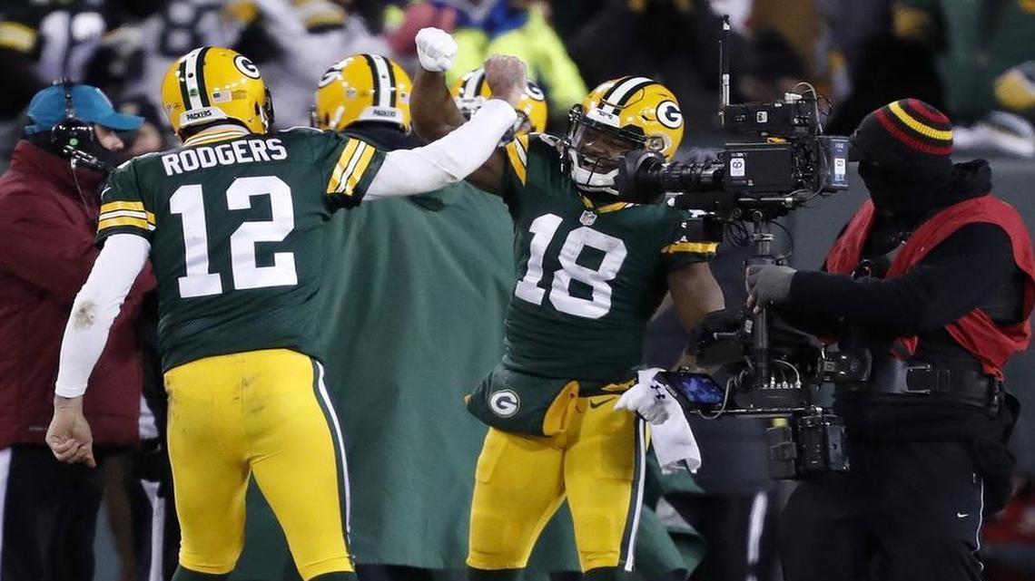 Aaron Rodgers and Randall Cobb hooked up for three touchdowns on Sunday.