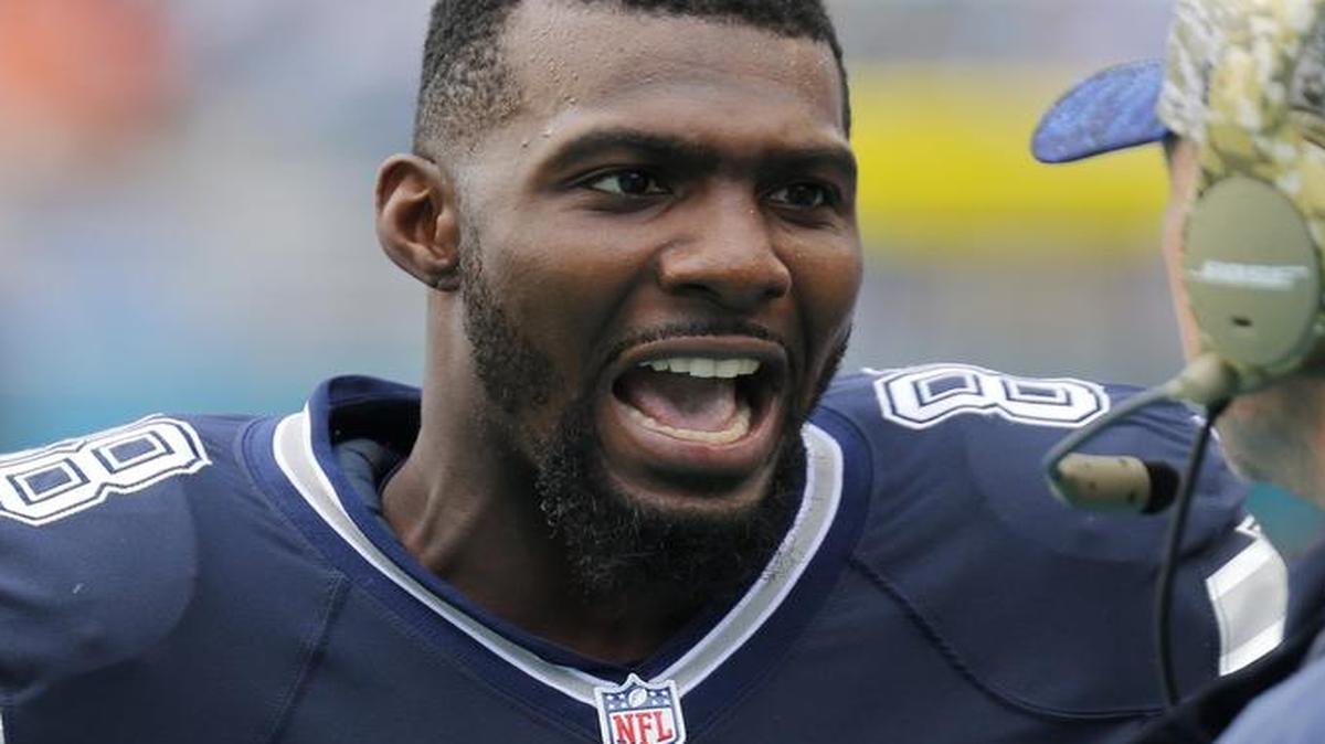 Dallas Cowboys wide receiver Dez Bryant is talking more about Super Bowl rings than setting records.