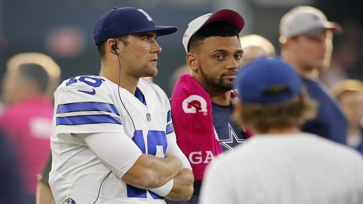 
Cowboys quarterback Matt Cassel, above, might replace Brandon Weeden for the Oct. 25 game against the Giants.

