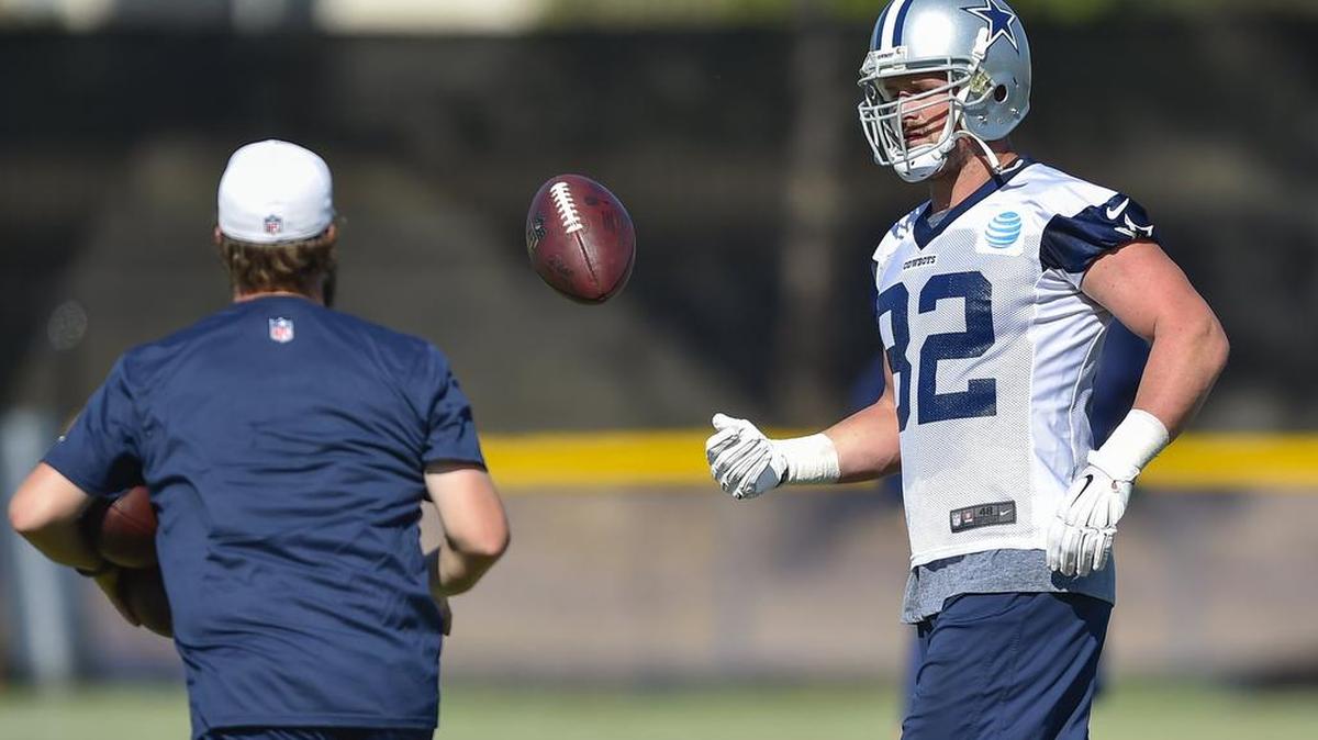 Jason Witten (82) got some advice from the best receiver of all-time, Jerry Rice, this offseason.