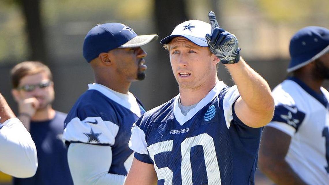 Cowboys linebacker Sean Lee, right, led a spirited effort by the defense Monday in the 2-minute drill.