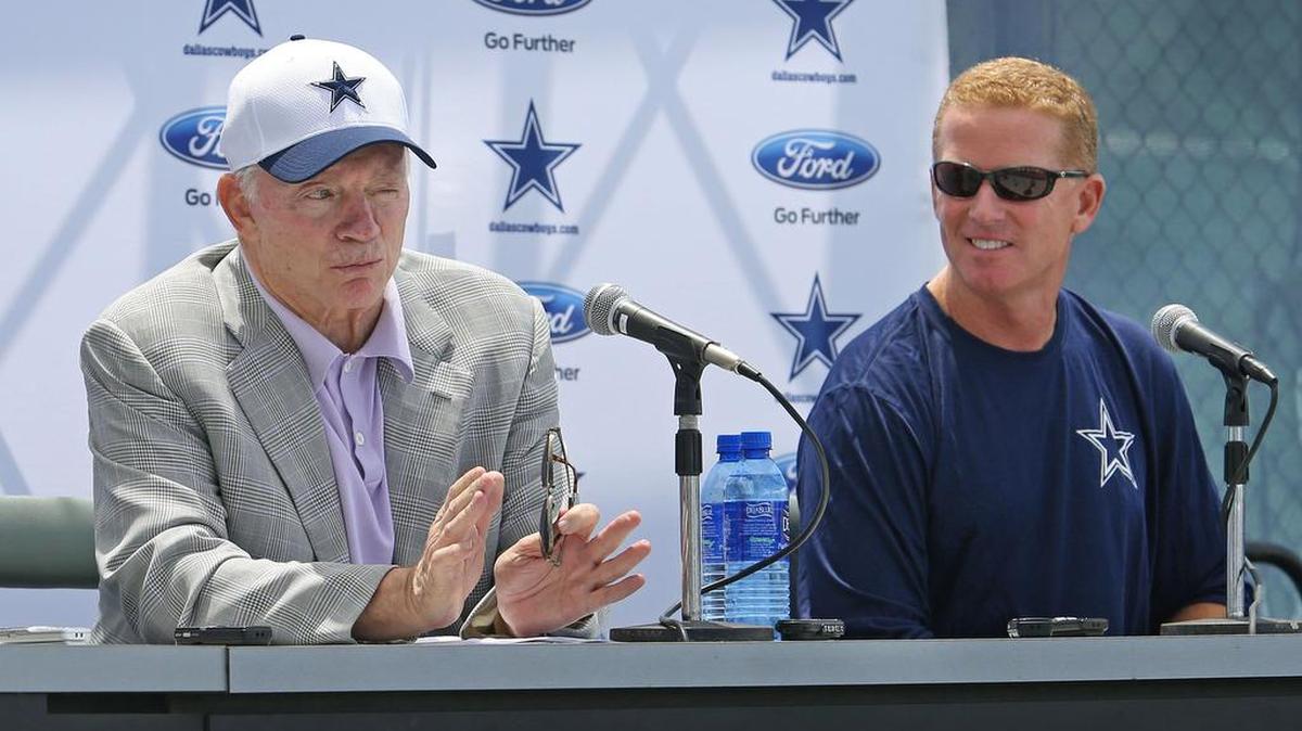 Jerry Jones says he ‘respects’ Jason Garrett and the Cowboys coaching staff.