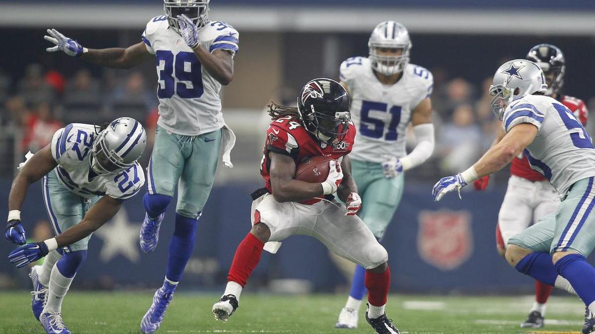 
Devonta Freeman ran wild against the Cowboys on Sunday.

