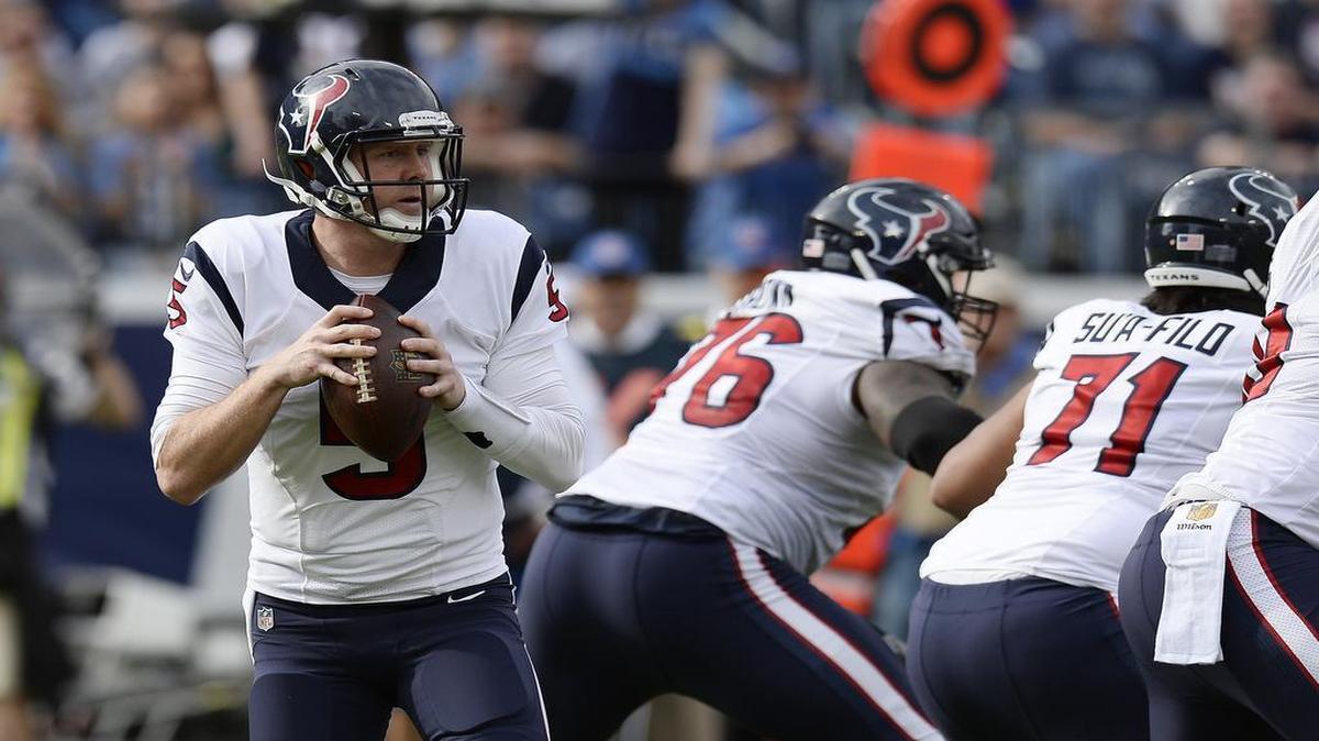 Brandon Weeden threw for 200 yards and two touchdowns in last week’s rout of the Titans. He was 0-3 in Dallas this season before being released.