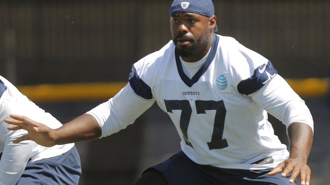 Left tackle Tyron Smith returned to practice on Monday.