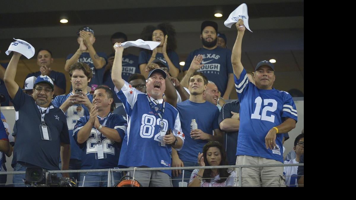 
Dallas Cowboys fans can get revved up for a 2015 home schedule that includes the defending Super Bowl champion New England Patriots.
