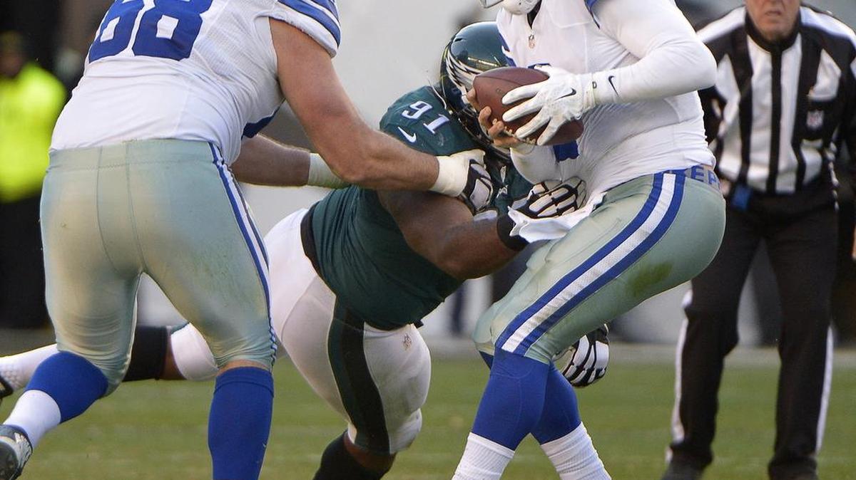 Cowboys quarterback Mark Sanchez (3) had a rough outing Sunday against his former team.