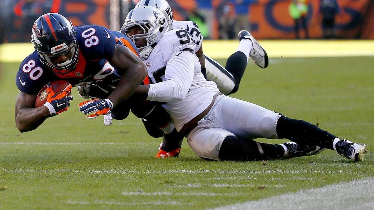 Former Oakland Raiders defensive end Benson Mayowa, who joined the Cowboys as a restricted free agent, will undergo minor knee surgery but should be back for the start of training coach.