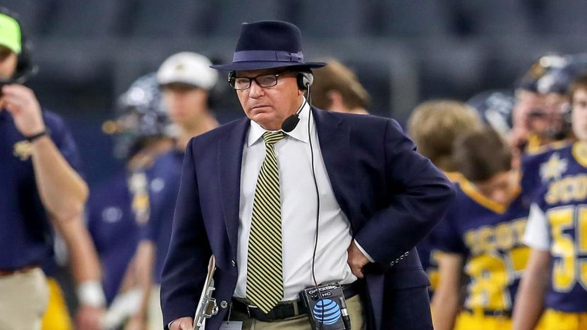 Coach Randy Allen led Highland Park High School to the Class 5A Division I state championship.