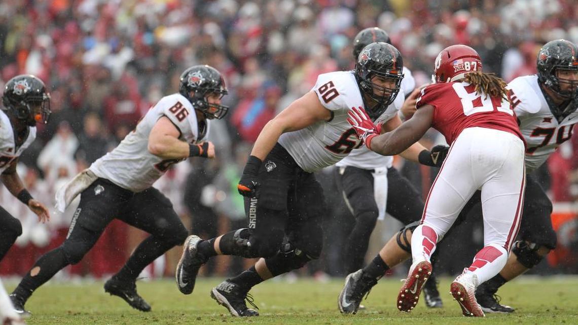 Oklahoma State lineman Zachary Crabtree (60), a graduate of Mansfield High, plans to play in the East-West Shrine Game on Jan. 20.
