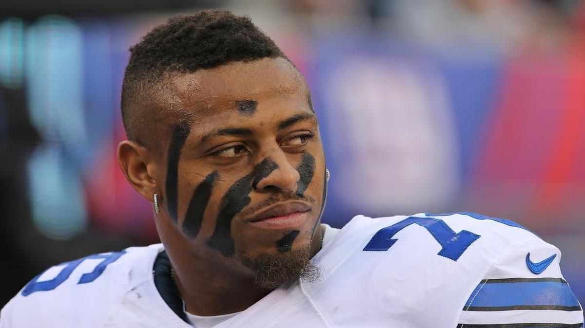 Dallas Cowboys defensive end Greg Hardy continues to draw support from owner Jerry Jones, despite a controversial sideline tantrum in Sunday’s 27-20 loss to the New York Giants.