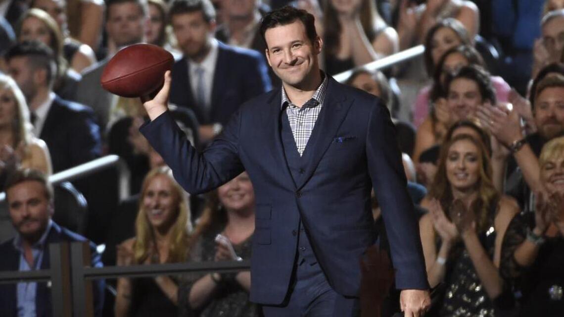 Tony Romo could land another major media honor for rookie debut in the booth