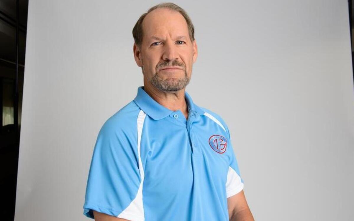Legendary NFL coach Bill Cowher will be featured in a series of public service announcements to raise awareness of prostate cancer risks and encourage men to get screened for the disease.