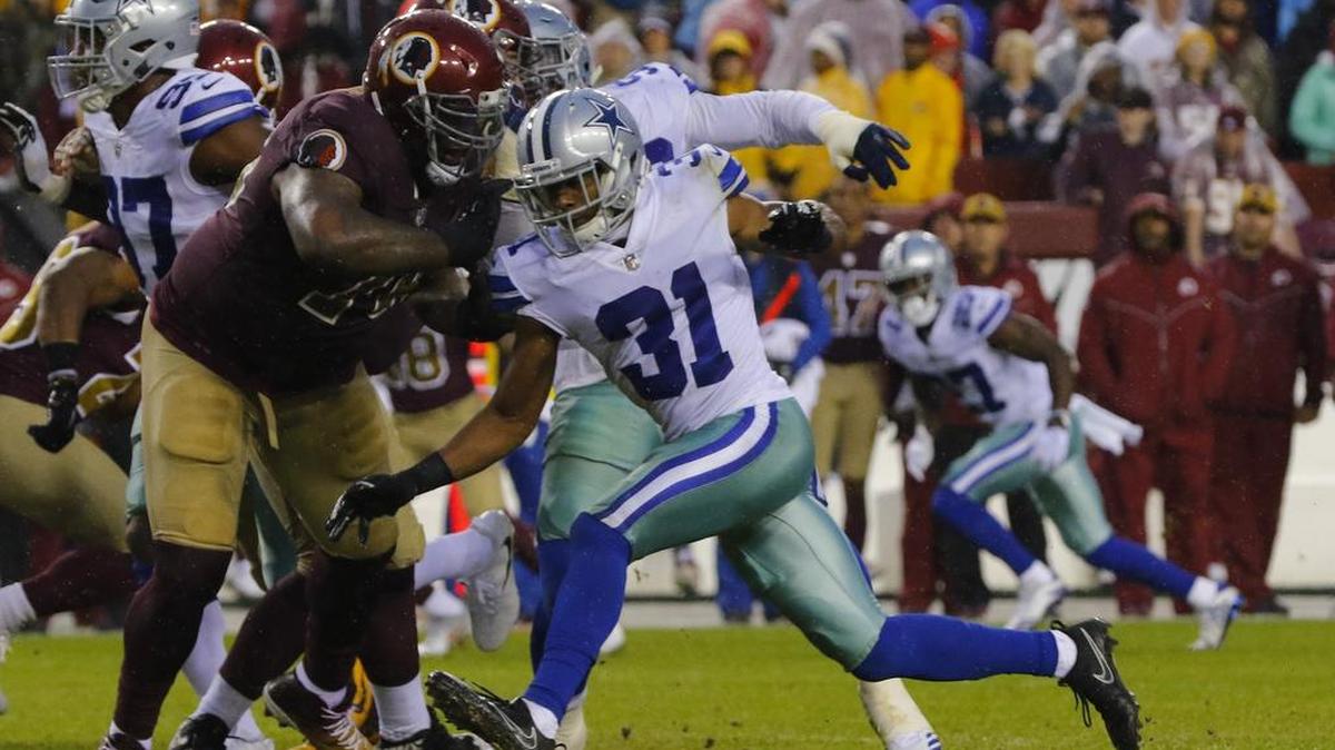 Dallas Cowboys free safety Byron Jones had a strong game against Washington in their first meeting on Oct. 29. Jones returned an interception for a touchdown in the Cowboys’ 33-19 win at FedEx Field.