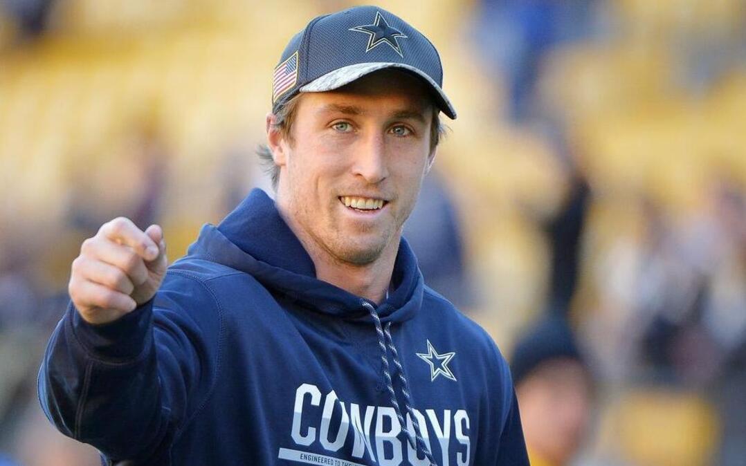 When linebacker Sean Lee is happy and healthy, so are the Dallas Cowboys.