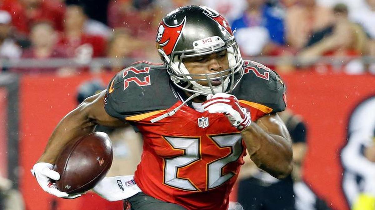 Buccaneers running back Doug Martin has rushed for 643 yards this season, 115 behind league leader Adrian Peterson of the Vikings.
