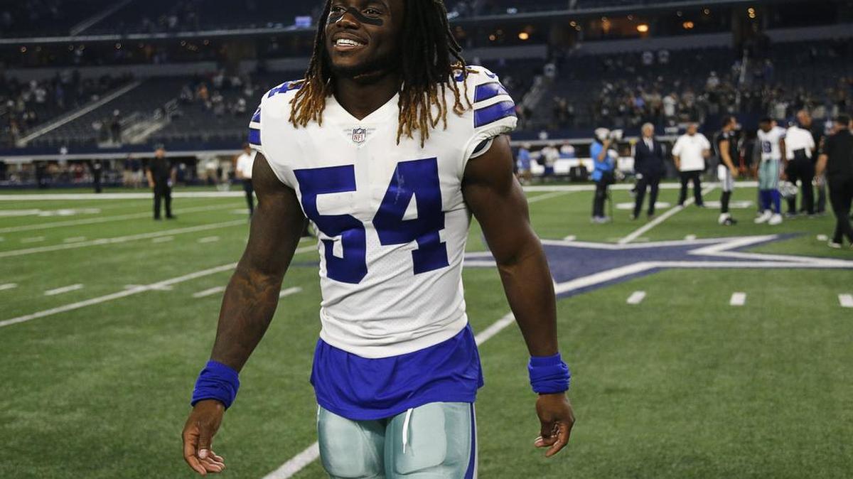 Jaylon Smith has been credited with a team-leading 23 tackles by the coaching staff through two games.