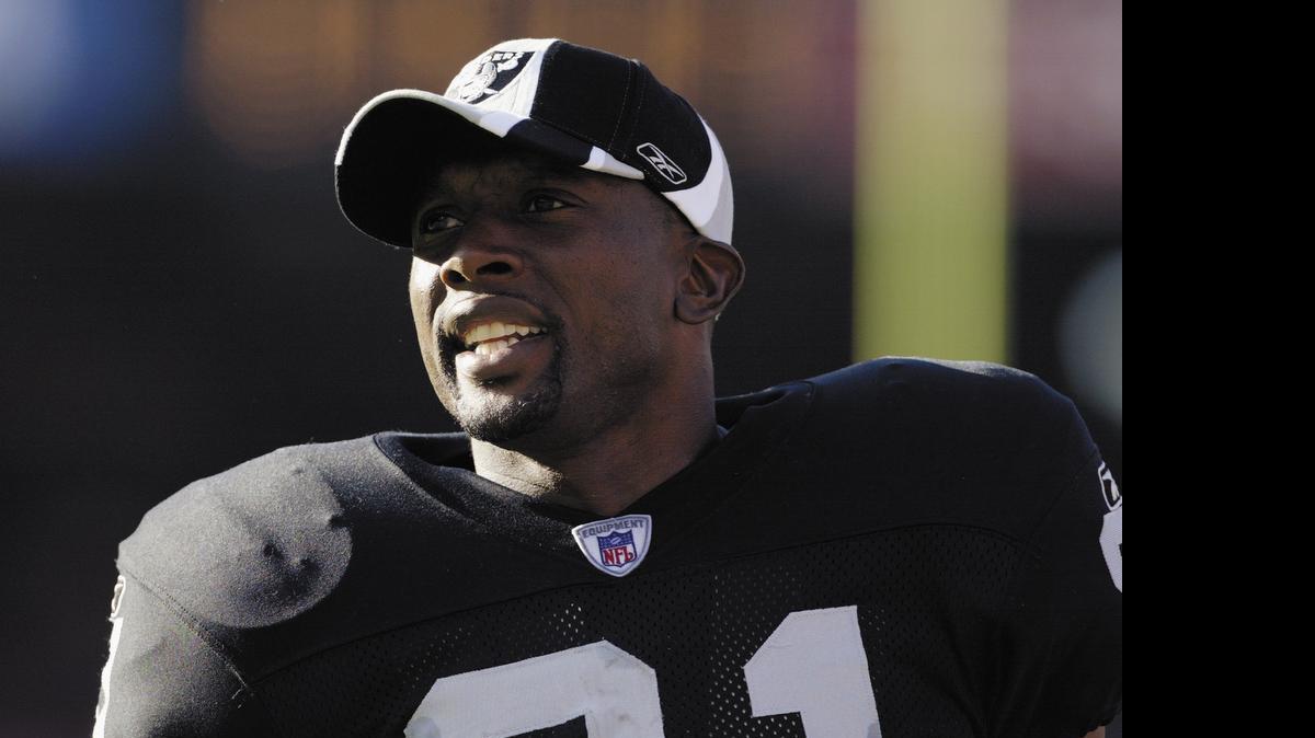 
Tim Brown, shown during his playing days, says he wanted to investigate returning home to Dallas to play for the Cowboys in 1994, but Michael Irvin rejected the idea.
