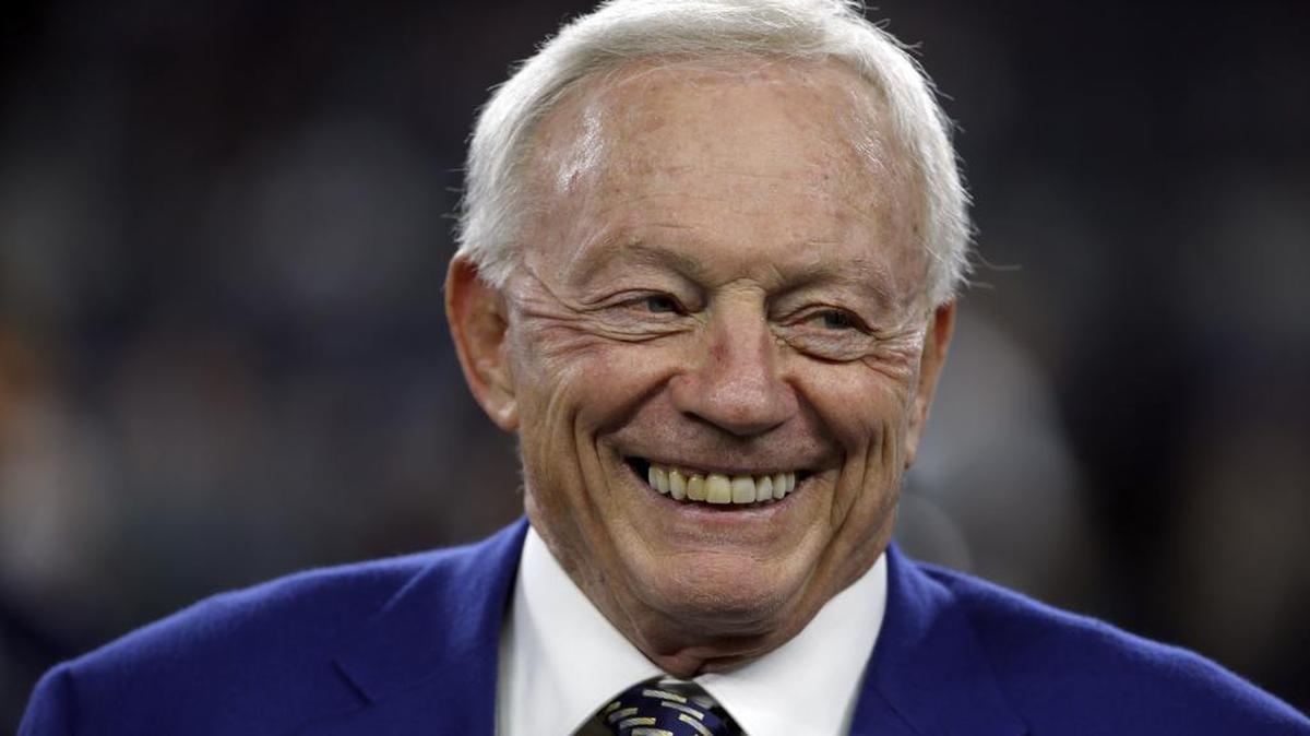 Dallas Cowboys owner Jerry Jones received his Ring of Excellence during a halftime ceremony Sunday night.