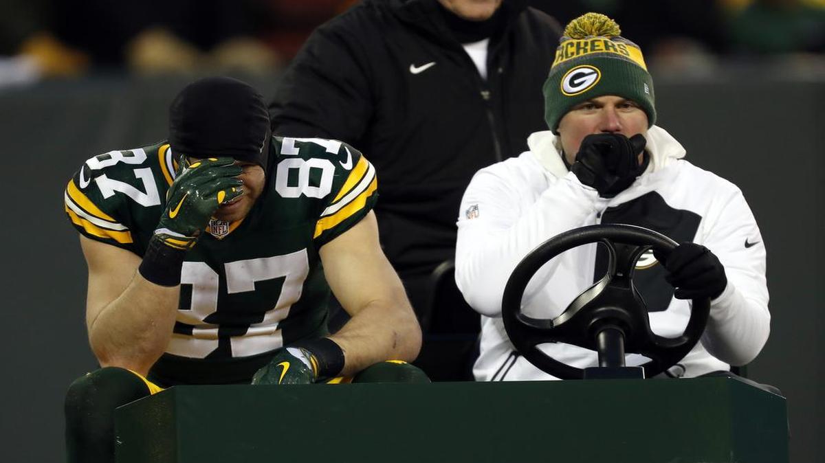 Green Bay Packers wide receiver Jordy Nelson will not play against the Dallas Cowboys on Sunday because of injured ribs.
