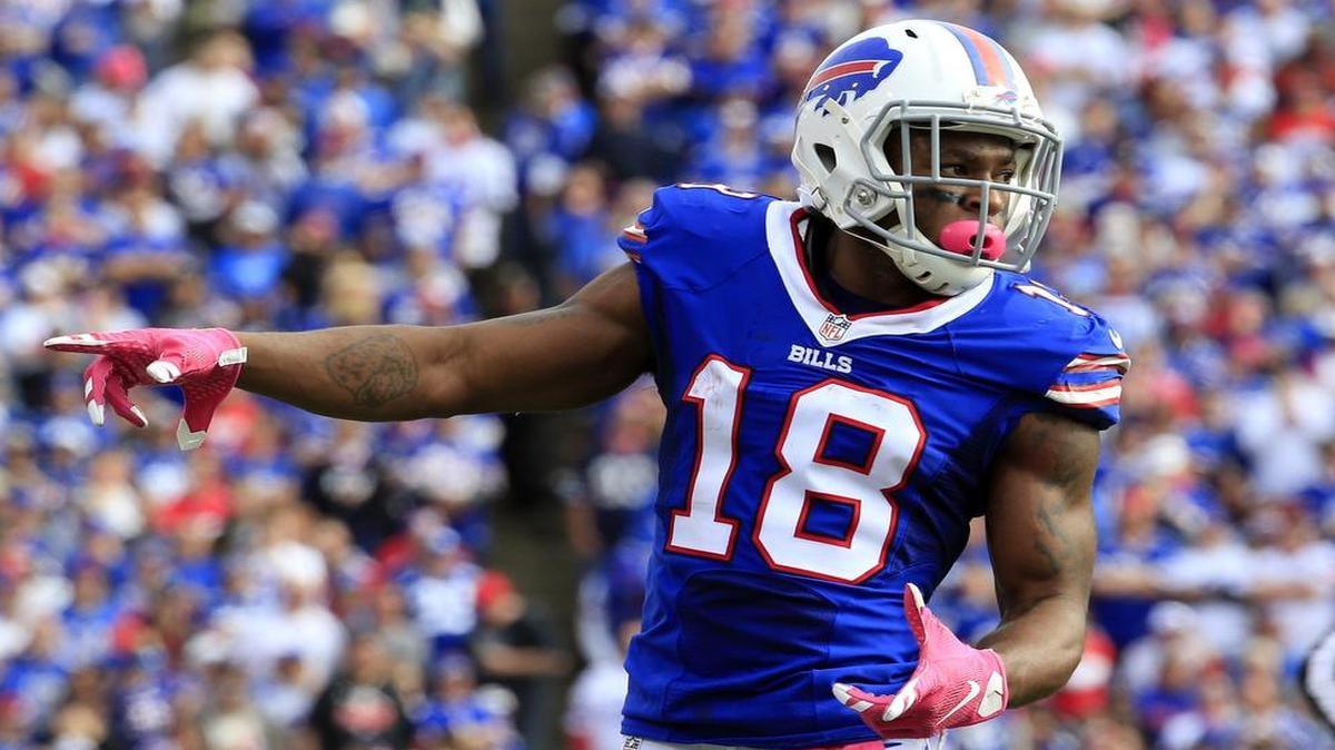 Buffalo Bills receiver Percy Harvin, in action last season, is expected to play Monday night against Seattle after ending his NFL retirement. The Bills (4-4) are hoping to end a two-game losing streak. Game coverage begins at 7:15 p.m. on ESPN.