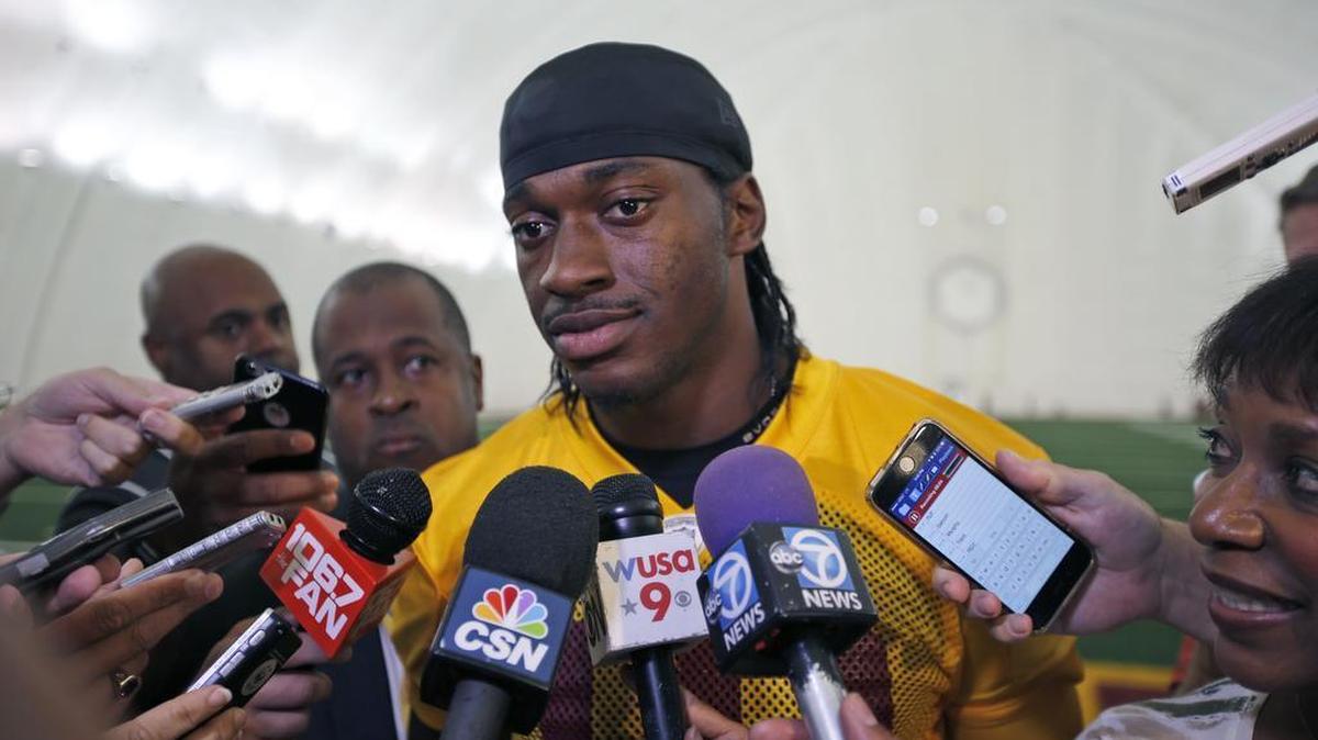 Free agent quarterback Robert Griffin is heading to the Cleveland Browns.